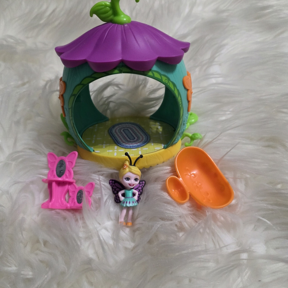 Enchantimals Fairy Playhouse Bathroom Set with Accessories